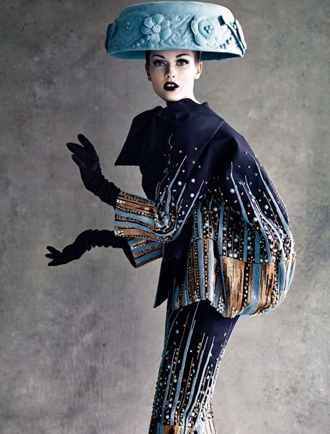 Monica Jagaciak in Dior by John Galliano by Patrick Demarchelier. Harper´s Bazaar Russia 2011.